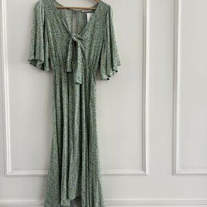 Audrey 3+1 Gorgeous Floral Maxi Dress